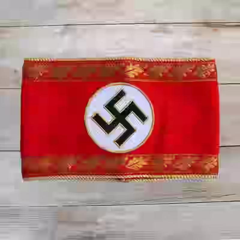 NSDAP Kreisleiter District Leader Armband - WWII-era NSDAP Kreisleiter armband with red wool and gold oak leaf trim.