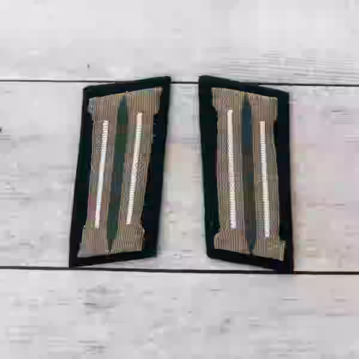 Wehrmacht Infantry Officer's Collar Tabs - WWII-era Wehrmacht infantry officers’ collar tabs for M36 uniform with dark green wool.
