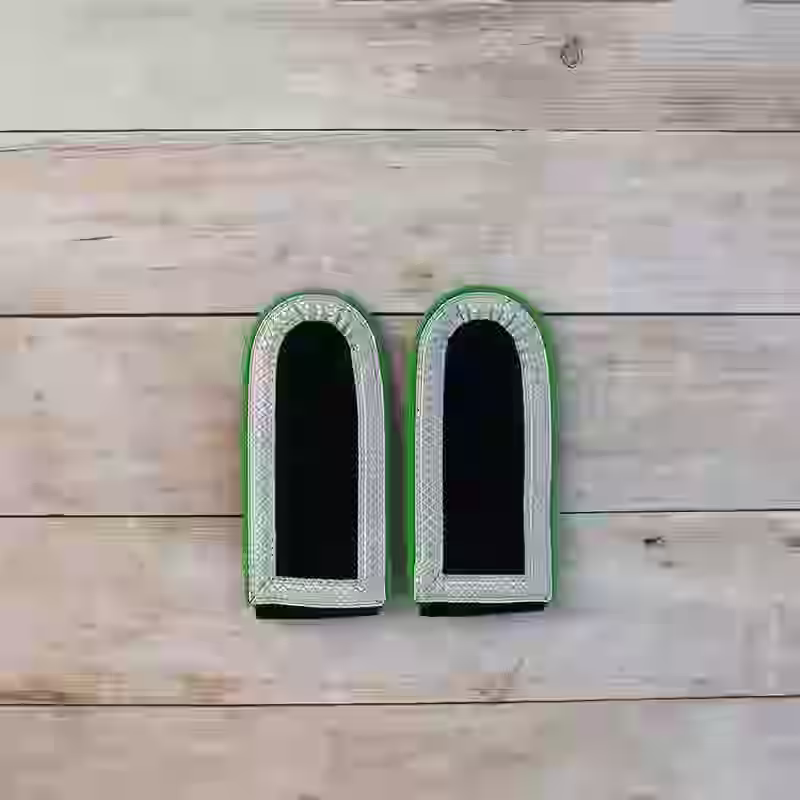 SS Unterfeldwebel Polizei (Police) Shoulder Boards - WWII-era SS Unterfeldwebel Polizei shoulder boards with green piping and silver tresse on black wool.